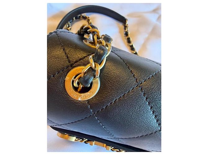 Bolso Chanel Matelassé de cuero negro - vista 3