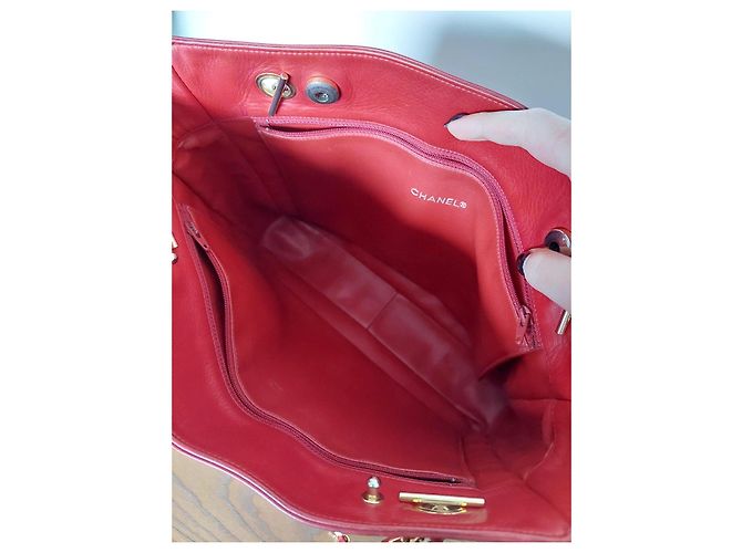 Chanel Gesteppte Cabas-Tasche aus rotem Leder - Ansicht 11