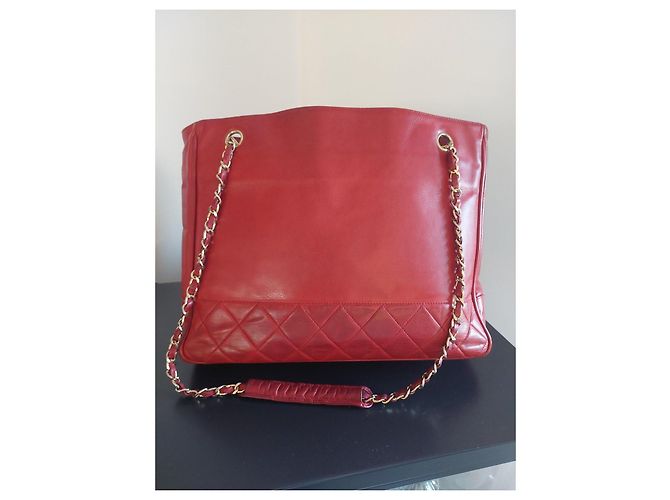 Chanel Gesteppte Cabas-Tasche aus rotem Leder - Ansicht 2