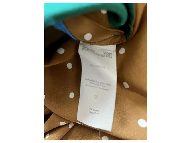 Diane Von Furstenberg Vestido Maxi de Seda com Bolinhas Marrom Azul Verde - vista 4