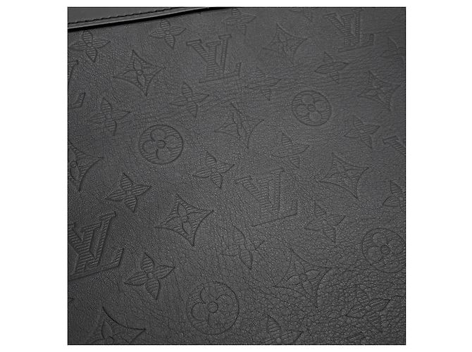 Pochette Louis Vuitton Monogram Shadow Discovery Clutch Bag Nero - vista 12