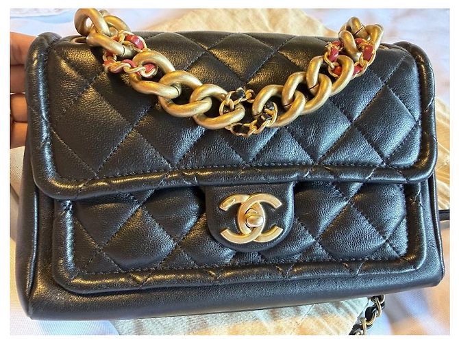 Chanel Classic Flap Borsa in Pelle Trapuntata Nera Nero - vista 6