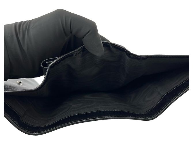 Portafoglio trilobato in nylon Tessuto con logo triangolo Prada e finiture in pelle Nero - vista 8