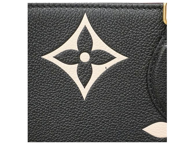 Borsa Tote Louis Vuitton Monogram Empreinte Bicolor OnTheGo MM Nero Beige - vista 10