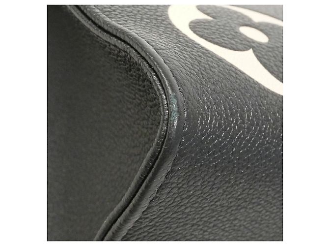 Borsa Tote Louis Vuitton Monogram Empreinte Bicolor OnTheGo MM Nero Beige - vista 9