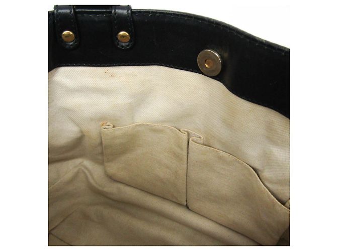 Gucci Guccissima Handtasche aus Leder in Scarlet mit Interlocking G Schwarz - Ansicht 15
