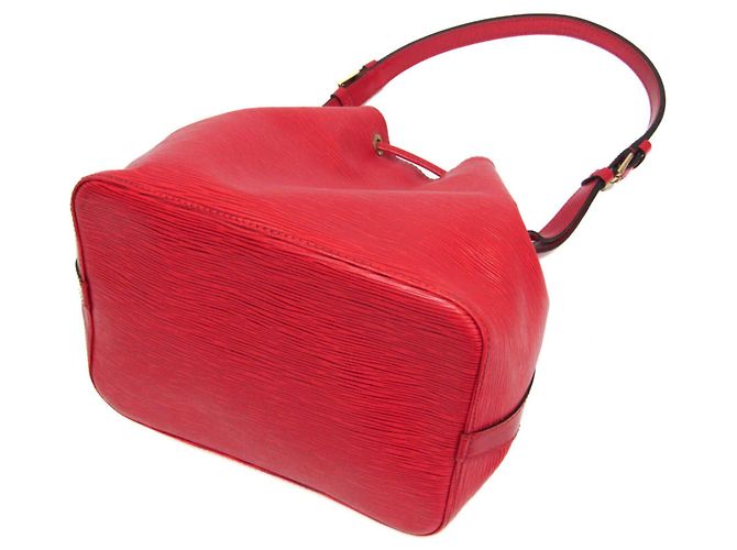 Borsa a Spalla Louis Vuitton Epi Petit Noe M44107 in Rosso Castilian - vista 2