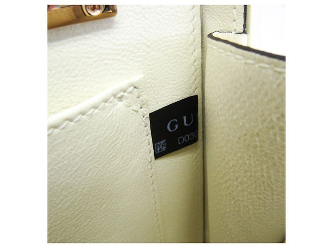 Mini borsa Gucci Sylvie 1969 in acrilico Bianco - vista 18