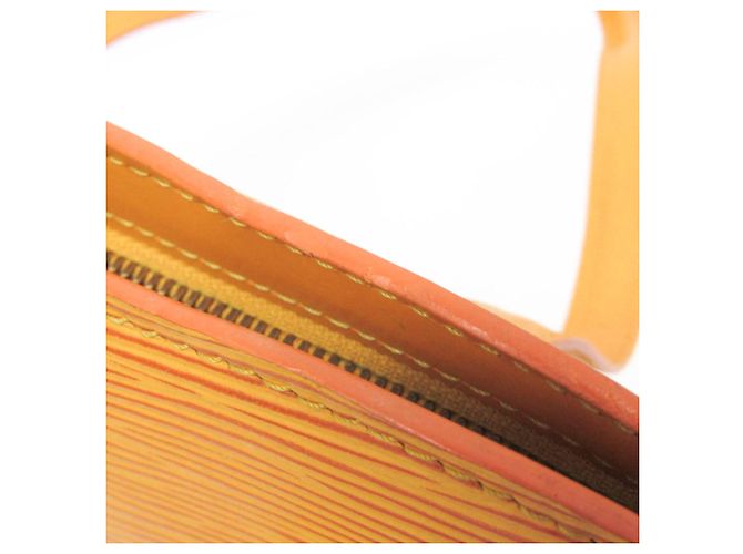 Borsa a Spalla Louis Vuitton Epi Lussac M52289 Giallo - vista 9