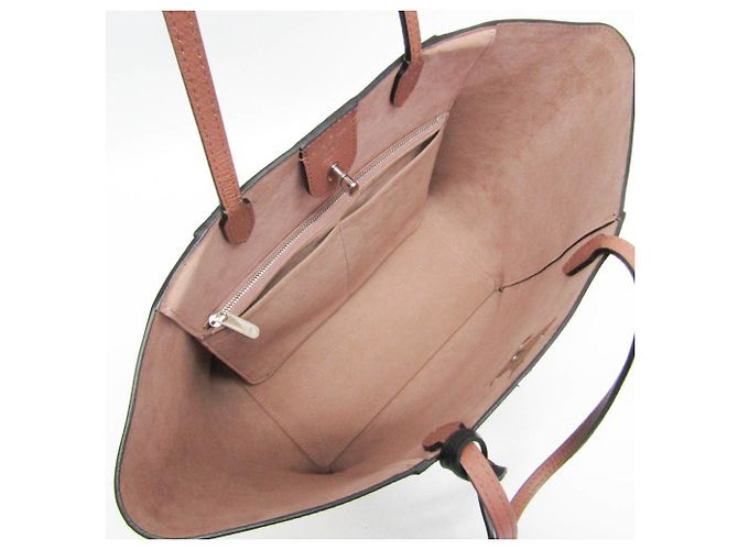 Borsa Tote Louis Vuitton Lock Me M42288 Nero Rosa - vista 3
