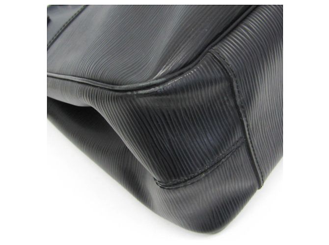 Borsa Louis Vuitton Epi Passy GM in Noir Nero - vista 4