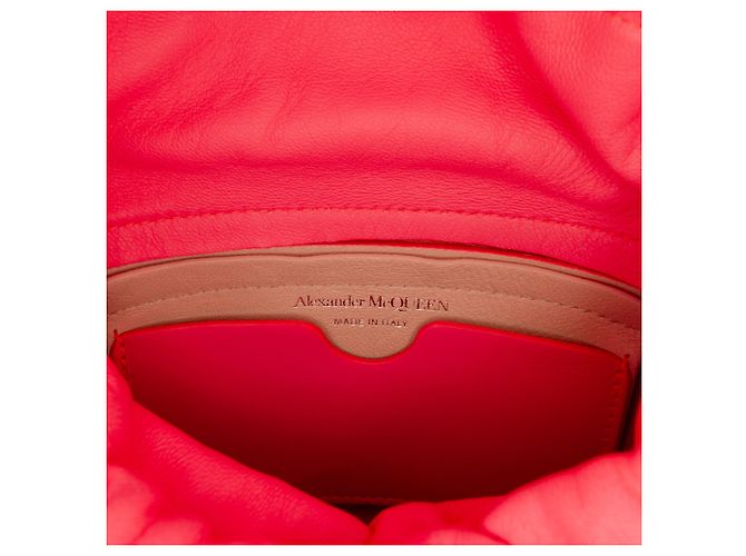 Borsa a secchiello The Soft Curve in pelle di vitello rosa Alexander McQueen - vista 5