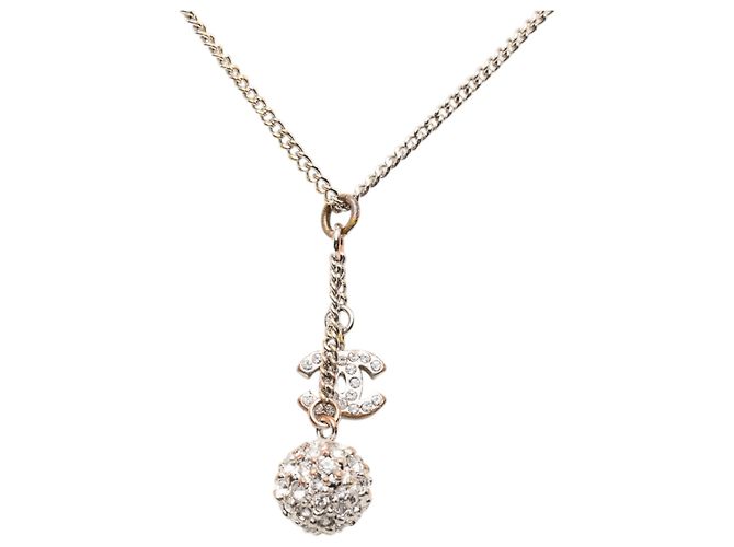Colar com pingente Chanel Silver CC Brass Strass Prata - vista 3