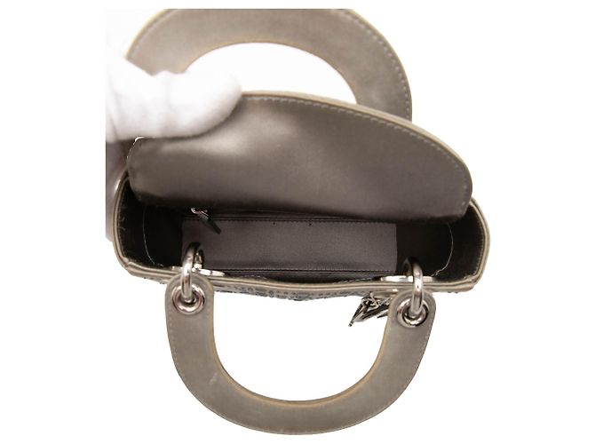 Lady Dior Mini in raso grigio con decorazioni in cristallo Cannage di Dior Marrone - vista 4