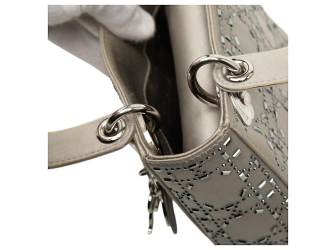 Lady Dior Mini in raso grigio con decorazioni in cristallo Cannage di Dior Marrone - vista 5