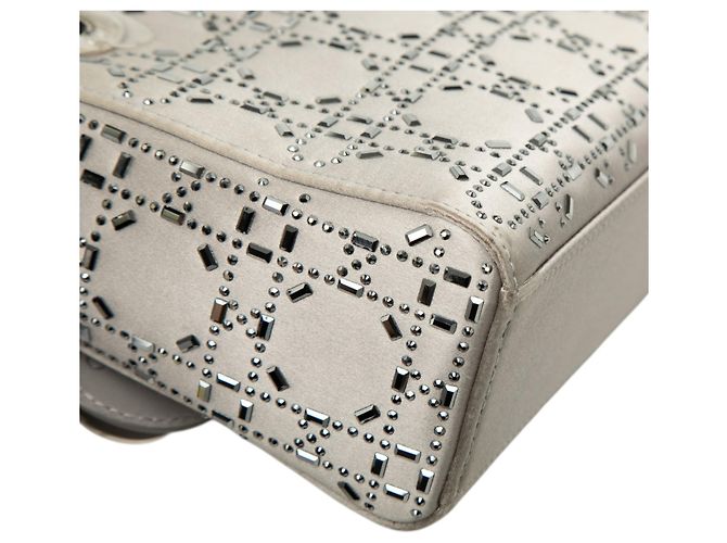 Lady Dior Mini in raso grigio con decorazioni in cristallo Cannage di Dior Marrone - vista 9