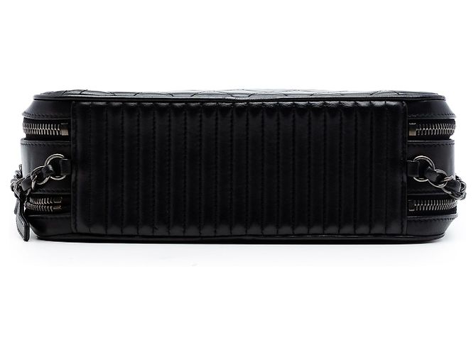 Borsa a tracolla Chanel Black Medium Quilted Lambskin Coco Boy Nero - vista 3