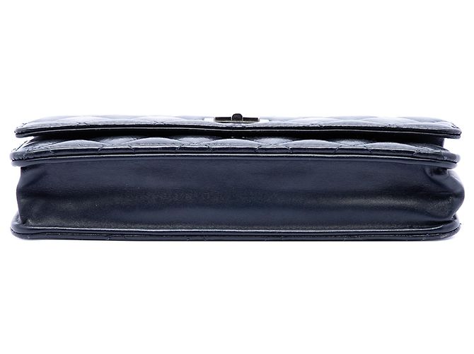 Wallet On Chain Portafoglio con catena Chanel Blue Quilted Shiny Aged Calfskin Reissue 2.55 Blu navy - vista 3