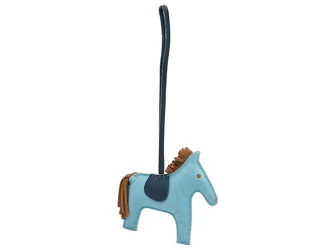 Charm per borsa Grigri Rodeo Hermès Blue Milo in agnello MM Blu chiaro - vista 2