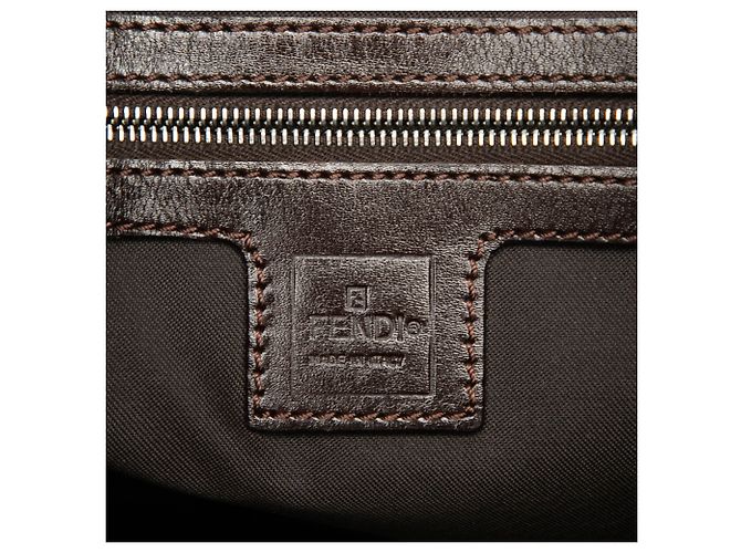 Bolsa de ombro Fendi em lona Zucca marrom - vista 5