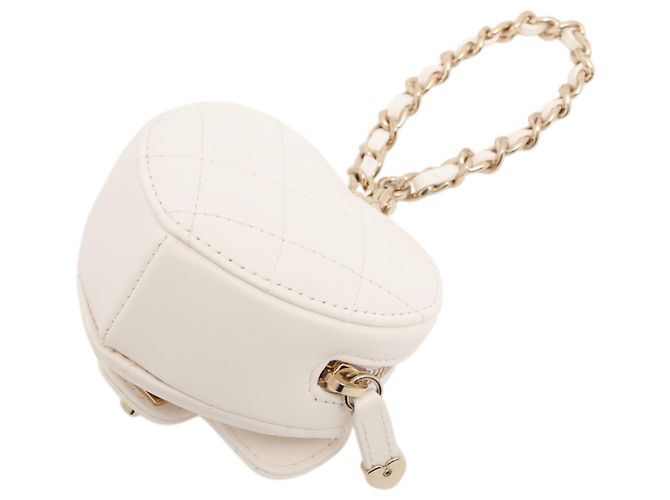 Llavero y colgante para bolso Chanel White Mini Lambskin CC in Love Heart Blanco Crudo - vista 2