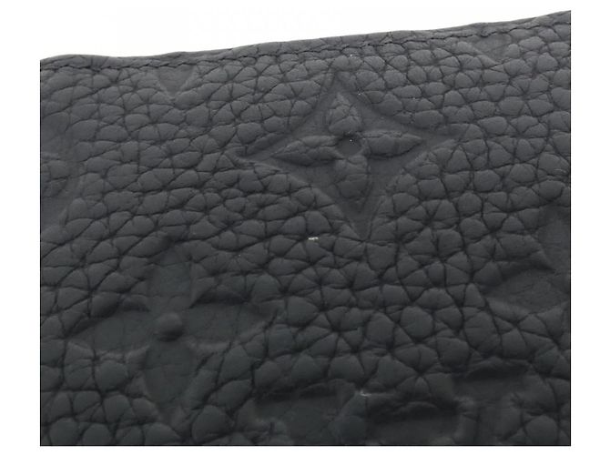 Carteira Zippy em Taurillon Monogram Louis Vuitton Preto - vista 5