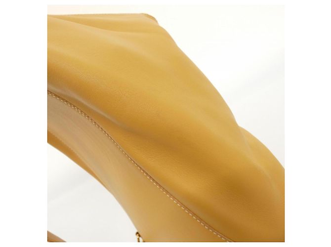 Loewe Yellow Leather Shoulder Bag - view 5