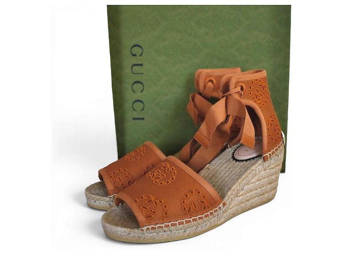Gucci Keilabsatz-Espadrilles aus Wildleder Braun - Ansicht 9