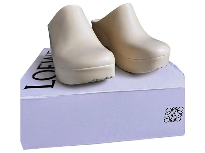 Loewe Rubber Platform Clogs Beige - view 6