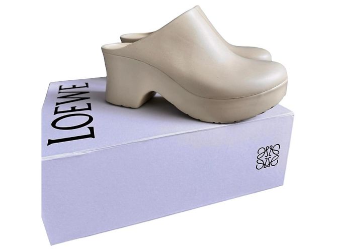Loewe Rubber Platform Clogs Beige - view 7