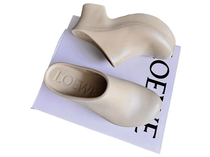 Loewe Rubber Platform Clogs Beige - view 8