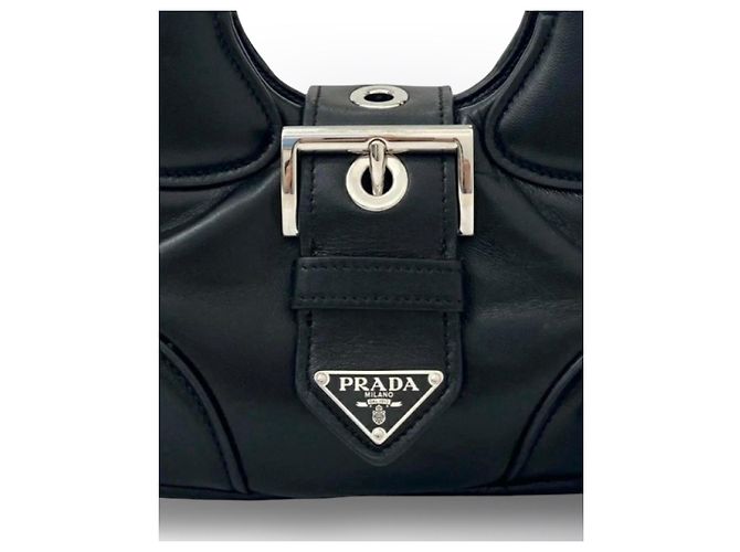 Prada Moon Re-Edition 2002 Handtasche aus schwarzem Leder - Ansicht 16