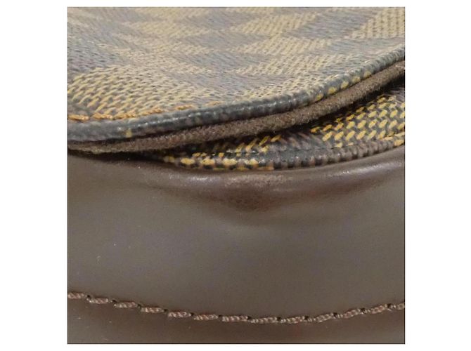 Bolso de hombro Louis Vuitton Damier Bastille Damier ebene - vista 3