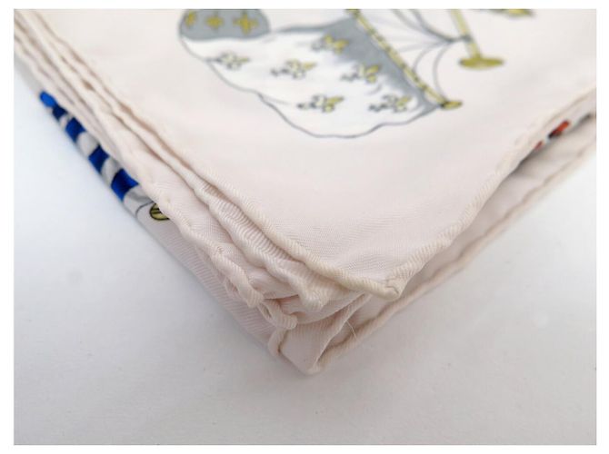 Hermès FULAR VINTAGE HERMES PAVOIS 1ª EDIZIONE 1964 LEDOUX CARRÉ 90 SETA Bianco - vista 16