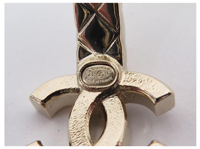 NUOVI ORECCHINI A CERCHIO CHANEL LOGO CC E PELLE INTESTATA D'oro - vista 8