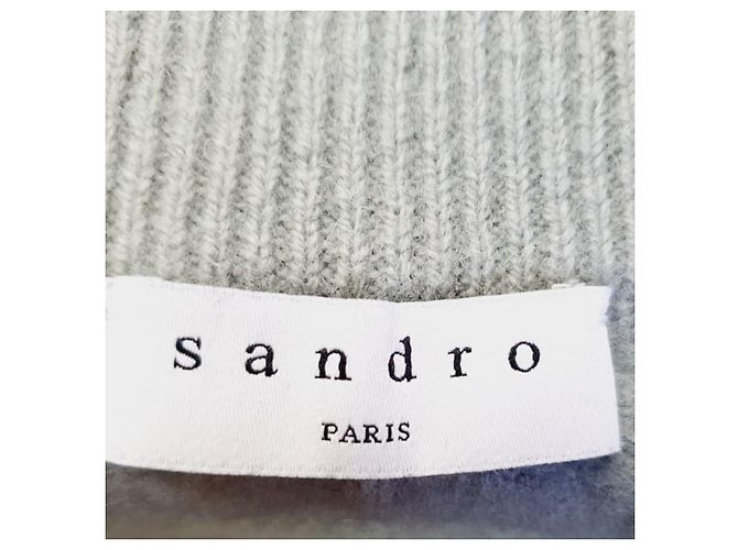 Mini shorts de malha Sandro em lã cinza - vista 5