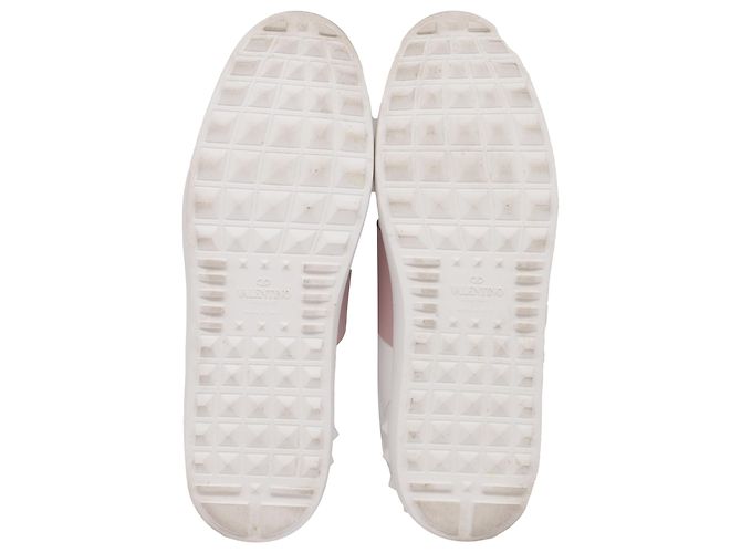Valentino Garavani Sneakers basse Rockstud Valentino in pelle bianca Bianco - vista 7