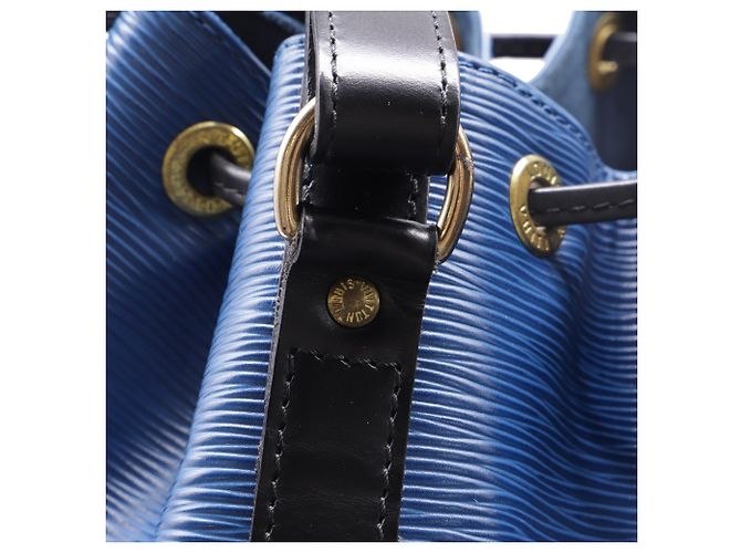 Bolsa de ombro Louis Vuitton Bi Color Petite Noe em couro Epi azul Preto - vista 6