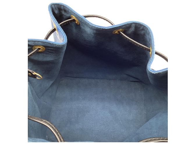 Bolsa de ombro Louis Vuitton Bi Color Petite Noe em couro Epi azul Preto - vista 9
