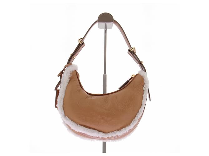 Prada Bolsa Arqué Small em couro e shearling Marrom - vista 4