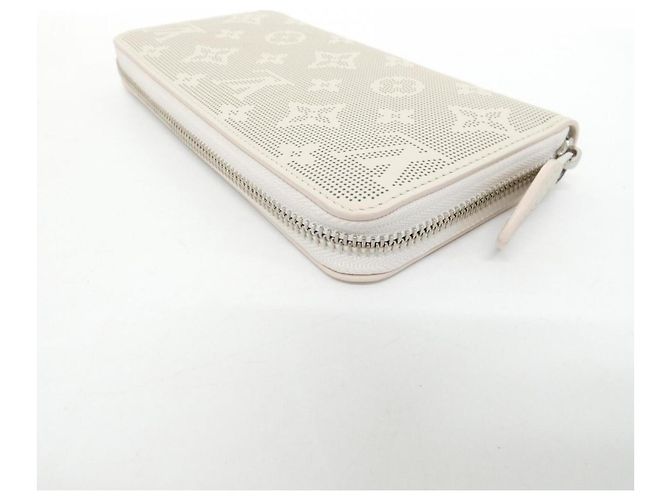 Louis Vuitton Mahina Reverse Zippy Wallet M83029 Beige - Ansicht 2