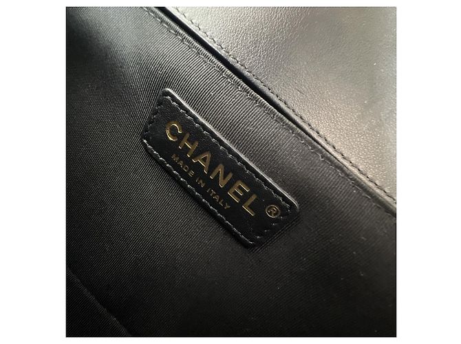 Borsa a Spalla Boy Matelassé Chanel Nero - vista 10