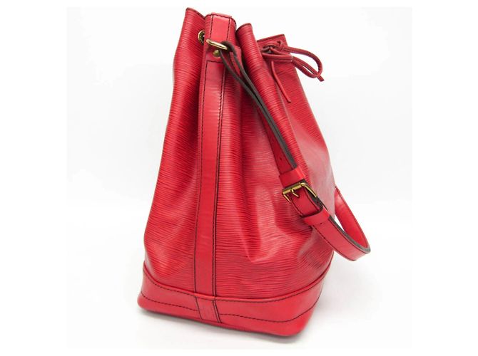 Borsa Louis Vuitton Noe in pelle Epi Large Rosso - vista 2