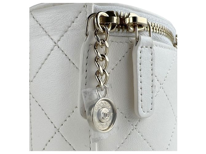 Borsa a tracolla in pelle Chanel Nero Bianco - vista 11
