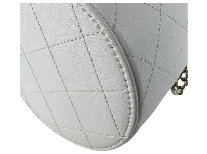 Borsa a tracolla in pelle Chanel Nero Bianco - vista 9