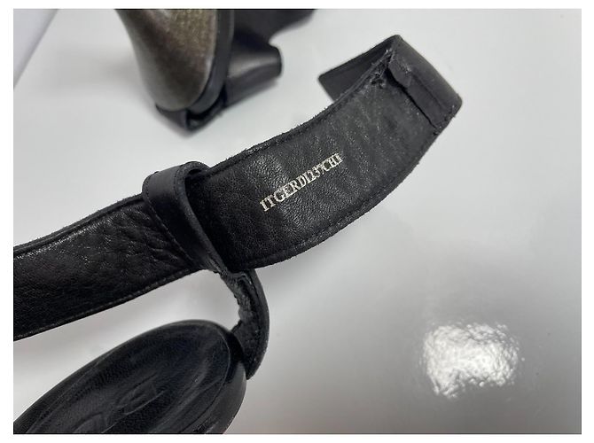 Burberry Sandali con tacco con lacci in pelle nera EU 37 Nero - vista 10