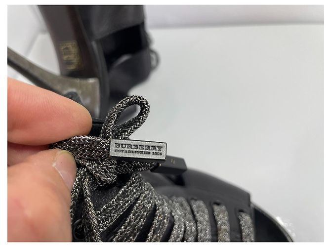 Burberry Sandali con tacco con lacci in pelle nera EU 37 Nero - vista 11