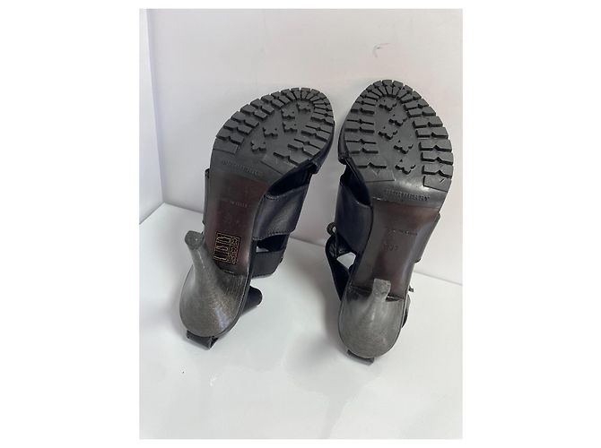 Burberry Sandali con tacco con lacci in pelle nera EU 37 Nero - vista 7
