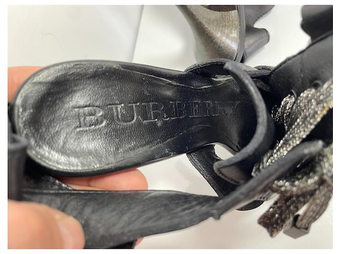 Burberry Sandali con tacco con lacci in pelle nera EU 37 Nero - vista 9