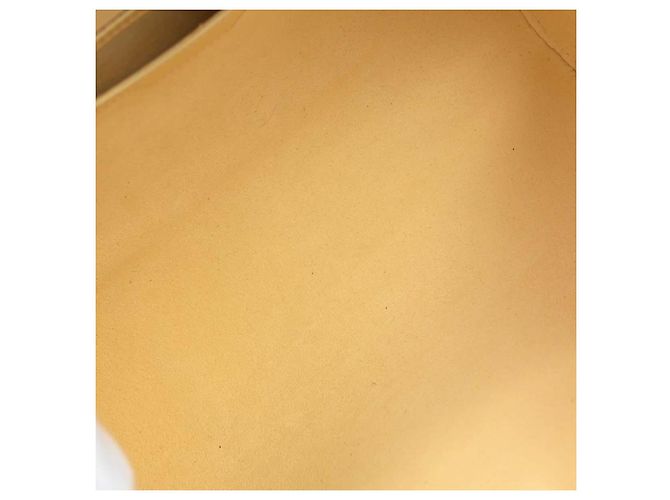 Borsa Louis Vuitton Soufflot in pelle Epi Giallo - vista 4